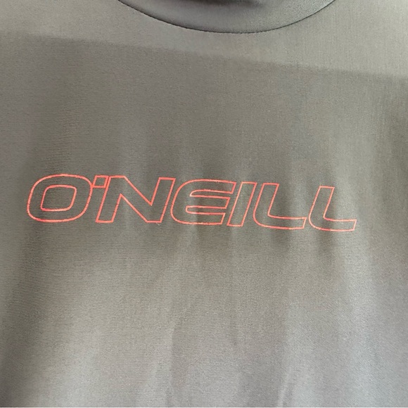 O'Neill Gray Rashguard - Picture 3 of 8
